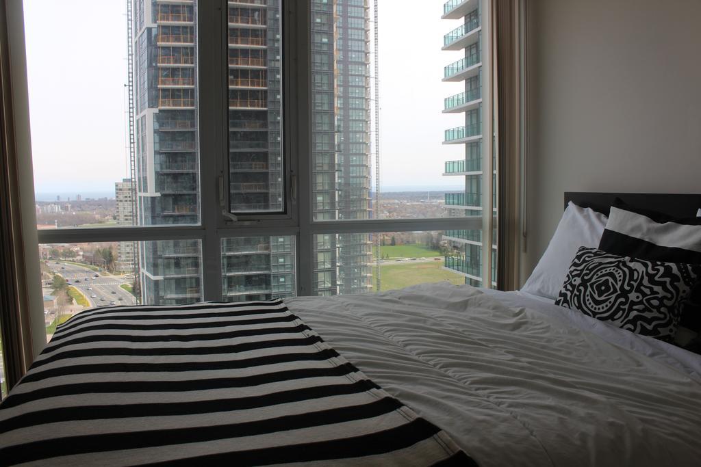 Elite Suites Mississauga Exterior foto